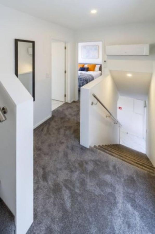 כרייסטצ'רץ' Serenity In The Centre: 2 Bed 2 Bath מראה חיצוני תמונה